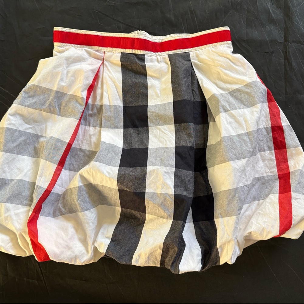 Burberry girls bubble skirt-brand new